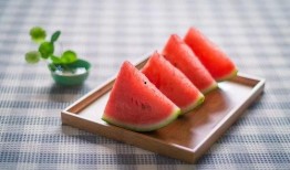 吃瓜英文的来源,探究英文“Eating Watermelon”的流行之路