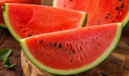 尿酸高可以吃高瓜丝炒肉,高瓜丝炒肉，美味又健康的选择