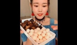 可爱婴儿吃瓜视频,宝宝吃瓜视频萌翻网友