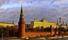 吃瓜官邸,一场宫廷八卦的盛宴