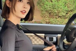 聂小雨吃瓜视频真假,真假难辨，真相揭秘