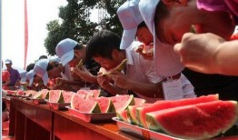 瓜州吃瓜牛肉干,吃瓜牛肉干，回味无穷的西域风味