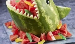 暴鲤龙吃瓜,瓜田盛宴一网打尽