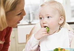 宝宝吃瓜文案图片