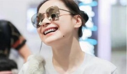 明星吃瓜照片,镜头下的真实生活瞬间曝光